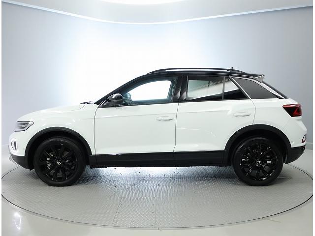 T-ロック TDI ブラックスタイル Certified Pre-owned 禁煙車 ワンオーナー 2.0TDI 7速DSG 運転支援システム 純正インフォテイメントシステム ダイナミックターンインジケータ パワーテールゲート(9枚目)