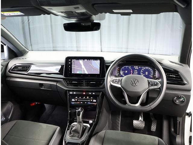 T-ロック TDI ブラックスタイル Certified Pre-owned 禁煙車 ワンオーナー 2.0TDI 7速DSG 運転支援システム 純正インフォテイメントシステム ダイナミックターンインジケータ パワーテールゲート(13枚目)
