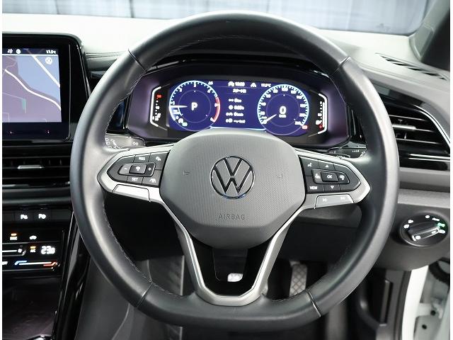 T-ロック TDI ブラックスタイル Certified Pre-owned 禁煙車 ワンオーナー 2.0TDI 7速DSG 運転支援システム 純正インフォテイメントシステム ダイナミックターンインジケータ パワーテールゲート(14枚目)