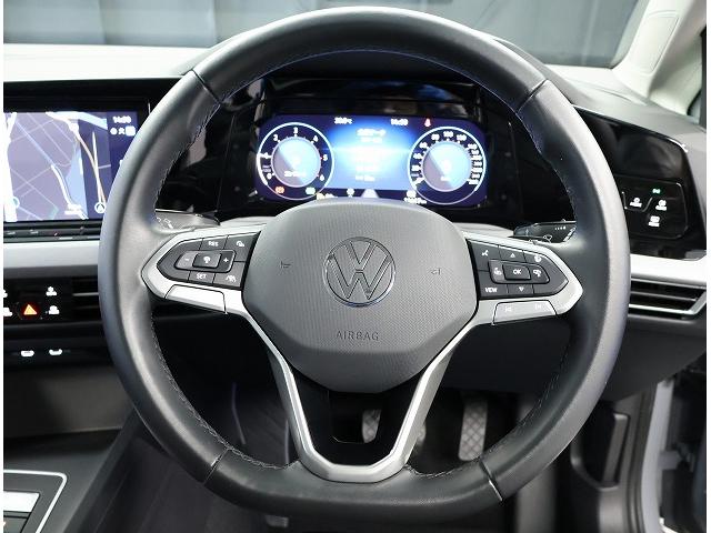 ゴルフ TDIアクティブアドバンス プラチナムエディション Certified Pre-owned 禁煙車 ワンオーナー プラチナムエディション 2.0TDI 7速DSG 運転支援システム 純正インフォテイメントシステム LEDマトリクスヘッドライト(14枚目)