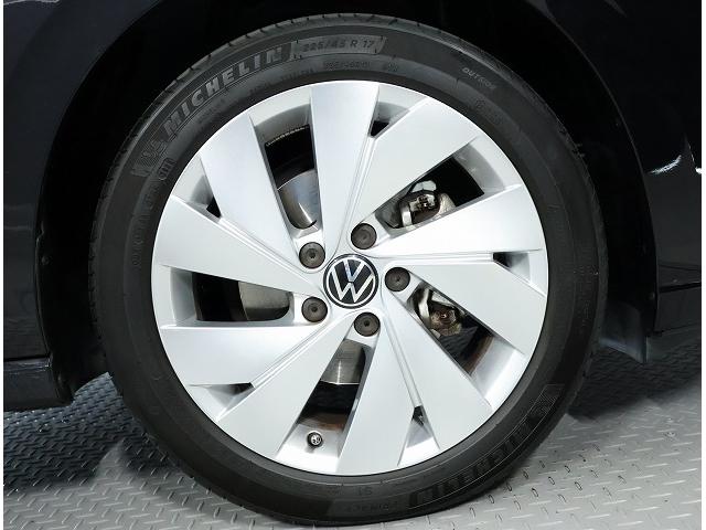 ゴルフ eTSIスタイル プラチナムエディション Certified Pre-owned 禁煙車 ワンオーナー プラチナムエディション 1.5eTSI 7速DSG 48Vマイルドハイブリッド搭載 運転支援システム LEDマトリクスヘッドライト(7枚目)