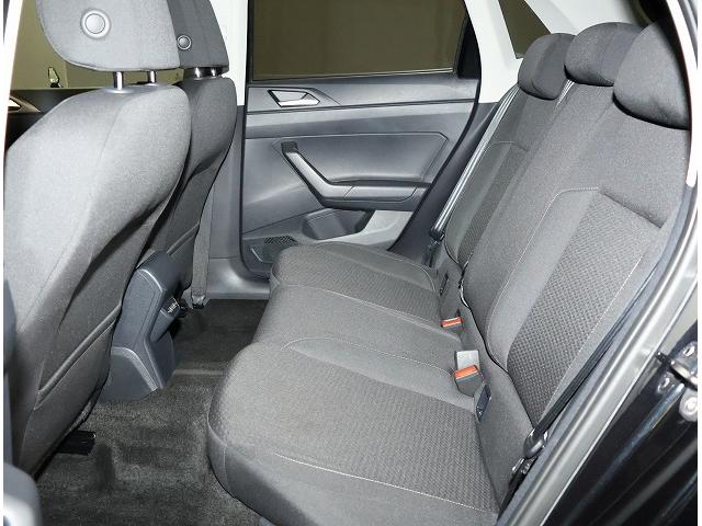 ポロ ＴＳＩコンフォートラインリミテッド　認定中古車保証付き　ワンオーナー　禁煙車　Ｎａｖｉ　Ｅｔｃ　バックカメラ　アダプティブクルーズコントロール　障害物センサー　ＣＤ＆ＤＶＤ　レーンチェンジアシスト（17枚目）