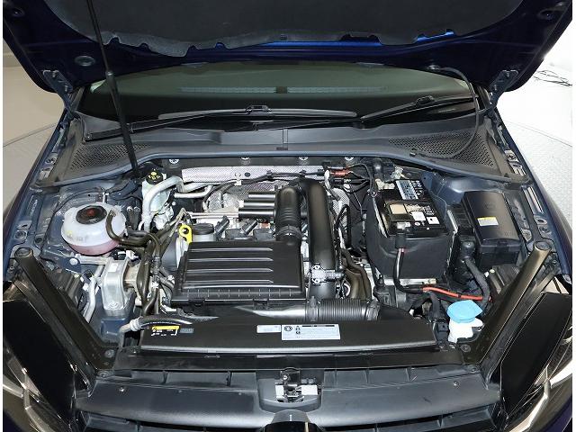 ゴルフ ＴＳＩコンフォートライン　テックエディション　認定中古車保証付き　ワンオーナー　禁煙車　Ｎａｖｉ　Ｅｔｃ　バックカメラ　アダプティブクルーズコントロール　レーンキープアシスト　オートホールド　エレクトロニックパーキングブレーキ（18枚目）