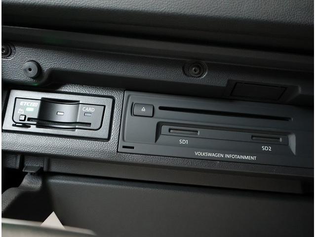 ポロ ＴＳＩコンフォートラインリミテッド　認定中古車保証付き　ワンオーナー　禁煙車　Ｎａｖｉ　Ｅｔｃ　バックカメラ　アダプティブクルーズコントロール　障害物センサー　レーンキープアシスト　フロントアシスト（15枚目）
