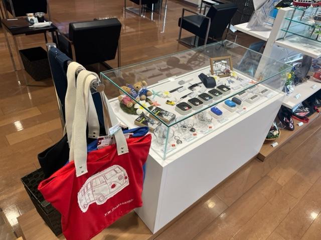 ポロ ＴＳＩアクティブ　認定中古車保証付き　ワンオーナー　禁煙車　Ｎａｖｉ　Ｅｔｃ　バックカメラ　アダプティブクルーズコントロール　障害物センサー　ドライブレコーダー（22枚目）