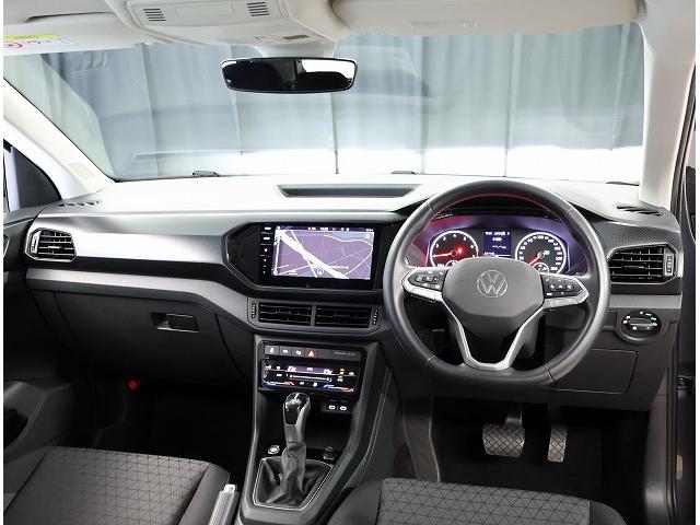 Ｔ－クロス ＴＳＩ　アクティブ　認定中古車保証付き　ワンオーナー　禁煙車　Ｎａｖｉ　Ｅｔｃ　バックカメラ　アダプティブクルーズコントロール　障害物センサー　レーンキープアシスト　レーンチェンジアシスト（9枚目）