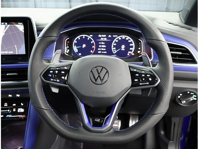 Ｔ－ロック Ｒ　認定中古車保証付き　ワンオーナー　禁煙車　Ｎａｖｉ　Ｅｔｃ　バックカメラ　アダプティブクルーズコントロール　障害物センサー　ドライブレコーダー　Ｒ専用インテリア（10枚目）