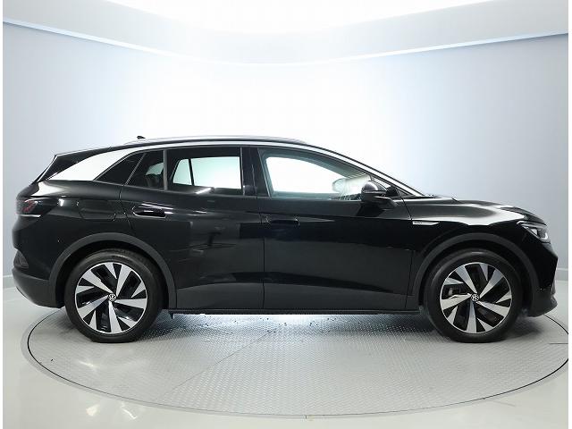 ＩＤ．４ プロ　ＤｅｍｏＣａｒ　認定中古車保証付き　Ｎａｖｉ　Ｅｔｃ　バックカメラ　アダプティブクルーズコントロール　パノラマルーフ　アラウンドビューモニター　レーンキープアシスト（3枚目）