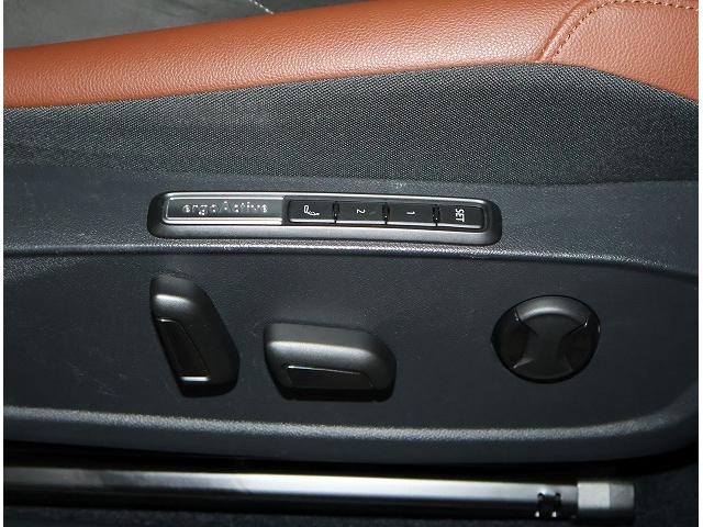 ＩＤ．４ プロ　ＤｅｍｏＣａｒ　認定中古車保証付き　Ｎａｖｉ　Ｅｔｃ　バックカメラ　アダプティブクルーズコントロール　パノラマルーフ　アラウンドビューモニター　レーンキープアシスト（18枚目）