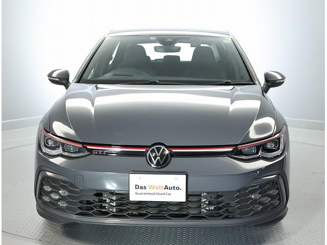 ゴルフＧＴＩ ベースグレード　ＬＥＤマトリックスヘッドライトＩＱ．　ＬＩＧＨＴ（ダイナミックターンインジケーター付）ダークティンテッドガラス（リヤ／リヤ左右、ＵＶカット機能付）（2枚目）