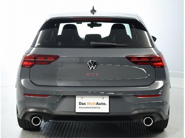 ゴルフＧＴＩ ベースグレード　ＬＥＤマトリックスヘッドライトＩＱ．　ＬＩＧＨＴ（ダイナミックターンインジケーター付）ダークティンテッドガラス（リヤ／リヤ左右、ＵＶカット機能付）（3枚目）