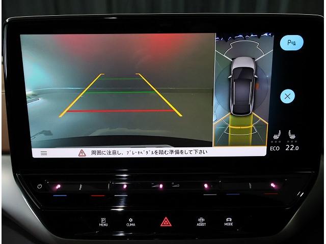 ＩＤ．４ プロ　ＬＥＤマトリックスヘッドライト　ＩＱ．ＬＩＧＨＴ　ＬＥＤテールランプ（ダイナミックターンインジケーター付　パワーテールゲート（挟み込み防止機能、Ｅａｓｙ　ＯｐｅｎＣｌｏｓｅ機能付）（12枚目）