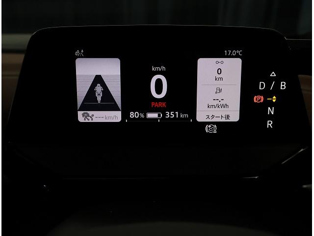 ＩＤ．４ プロ　ＬＥＤマトリックスヘッドライト　ＩＱ．ＬＩＧＨＴ　ＬＥＤテールランプ（ダイナミックターンインジケーター付　パワーテールゲート（挟み込み防止機能、Ｅａｓｙ　ＯｐｅｎＣｌｏｓｅ機能付）（13枚目）