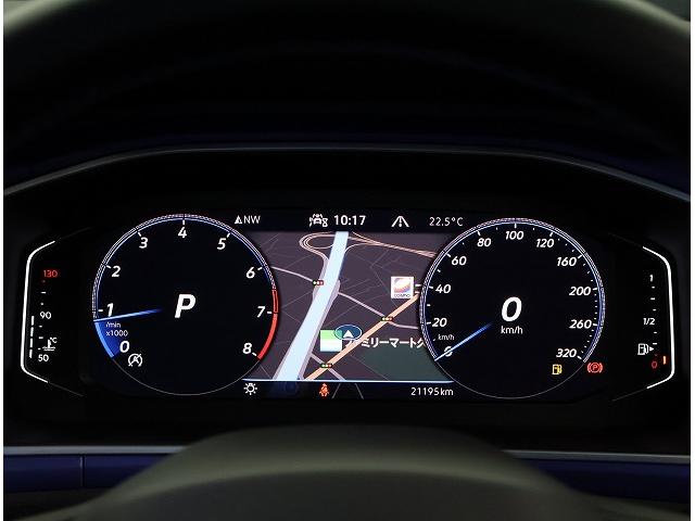 Ｔ－ロック Ｒ　７速ＤＳＧ（デュアルクラッチトランスミッション）搭載　１９インチアルミホイール　　Ｒ専用ブルーのブレーキ　Ｔ－Ｒｏｃ　Ｒ　ラピスブルー（17枚目）