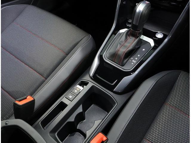 Ｔ－ロック ＴＤＩ　スポーツ　Ｄｉｓｃｏｖｅｒ　Ｐｒｏ　ｅａｓｙ　ｏｐｅｎ，ｃｌｏｓｅ機能付き　　　　ドライビングプロファイル機能　Ｄｉｇｉｔａｌ　Ｃｏｃｋｐｉｔ　Ｐｒｏ（15枚目）