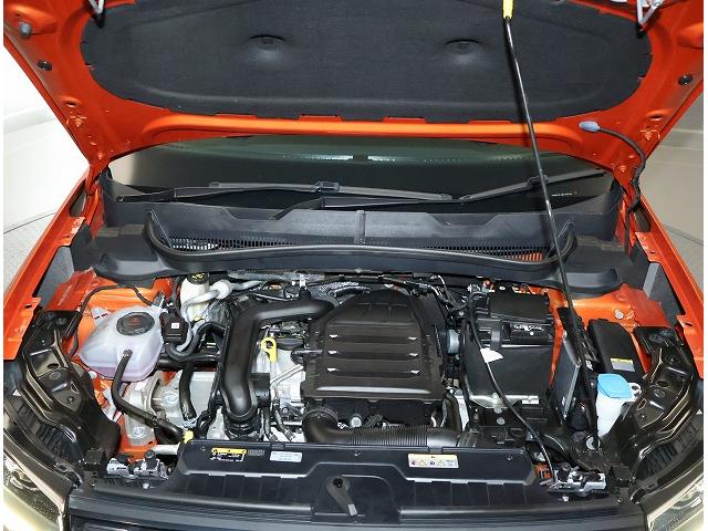 T-クロス TSI アクティブ Discover Pro(ジェスチャーコントロール/Car-Net/SDカーナビ/MP3&MP4再生/ラジオ)(18枚目)