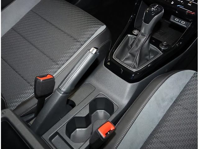 T-クロス TSI Rライン 純正ナビゲーション Discover Pro(ジェスチャーコントロール/Car-Net/SDカーナビ/MP3&MP4再生/ラジオ)(14枚目)