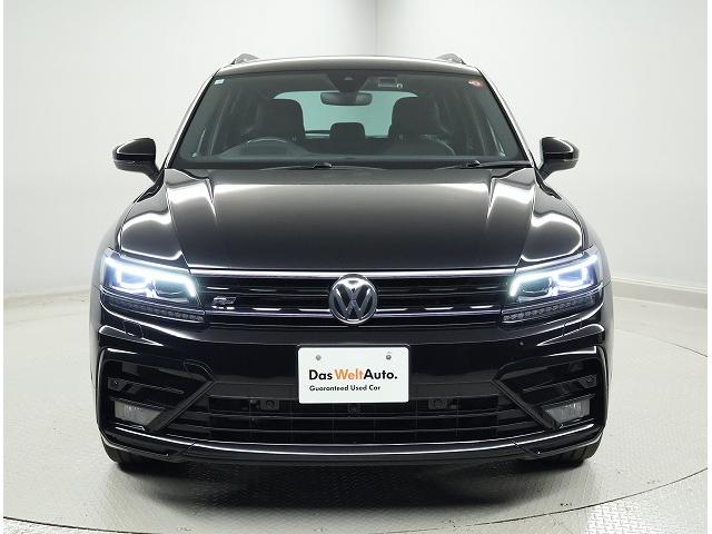 ティグアン ＴＤＩ　４モーション　Ｒライン　ブラックスタイル　認定中古車　禁煙車　ワンオーナー　クリーンディーゼルＴＤＩエンジン　４ＭＯＴＩＯＮ　純正インフォティメントシステムＤｉｓｃｏｖｅｒＰｒｏ搭載　ＬＥＤライト　パークディスタンスコントロール　ＡＣＣ（9枚目）