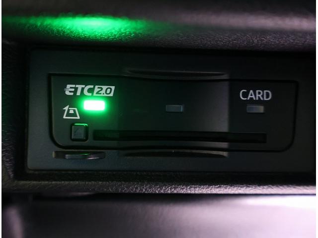 ゴルフＧＴＩ ベースグレード　認定中古車　禁煙車　ワンオーナー　純正インフォティメントシステムＤｉｓｃｏｖｅｒＰｒｏ搭載　アダプティブクルーズコントロール　サイドアシストプラス　フロントアシスト　ＤＣＣパッケージ（22枚目）