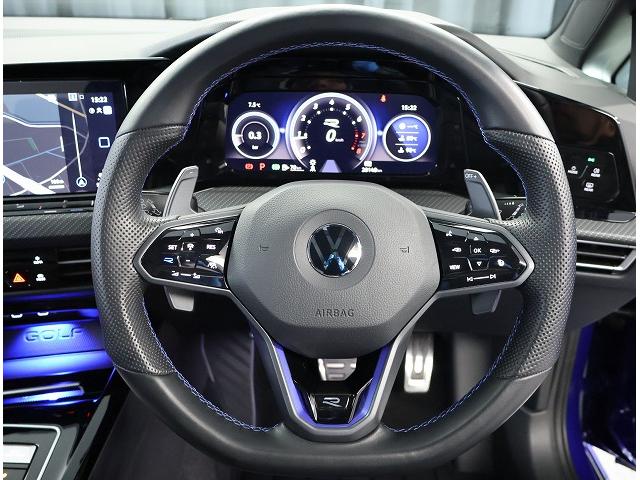 ゴルフＲ Ｒ　認定中古車　禁煙車　ワンオーナー　ＤＣＣパッケージ純正インフォティメントシステムＤｉｓｃｏｖｅｒＰｒｏ搭載　アダプティブクルーズコントロール　ブラインドスポットディテクション　フロントアシスト（8枚目）