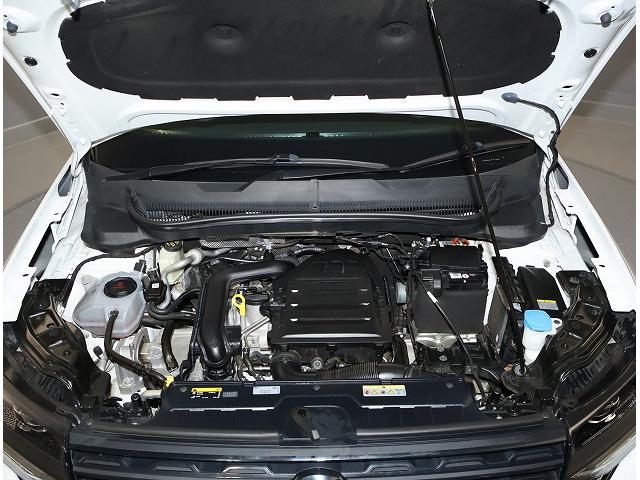Ｔ－クロス ＴＳＩ　１ｓｔ　認定中古車　禁煙車　日本導入記念特別仕様車　ＬＥＤヘッドライト　アダプティブクルーズコントロール　パークディスタンスコントロール　ブラインドスポットディテクション　レーンキープアシスト（21枚目）