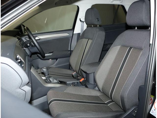 Ｔ－ロック ＴＳＩ　スタイルデザインパッケージ　認定中古車　禁煙車ワンオーナー　純正インフォティメントシステムＤｉｓｃｏｖｅｒＰｒｏ搭載　アダプティブクルーズコントロール　ブラインドスポットディテクション（19枚目）