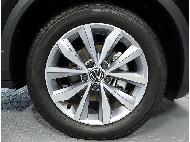 Ｔ－ロック ＴＳＩ　スタイルデザインパッケージ　認定中古車　禁煙車ワンオーナー　純正インフォティメントシステムＤｉｓｃｏｖｅｒＰｒｏ搭載　アダプティブクルーズコントロール　ブラインドスポットディテクション（24枚目）