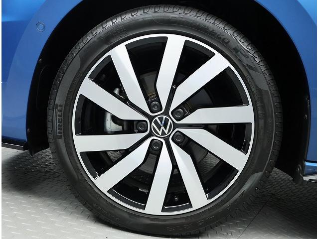 ゴルフトゥーラン ＴＳＩ　Ｒライン　認定中古車　禁煙車　ワンオーナー　純正インフォティメントシステムＤｉｓｃｏｖｅｒＰｒｏ搭載　アダプティブクルーズコントロール　ＬＥＤヘッドライト　サイドアシスト（23枚目）