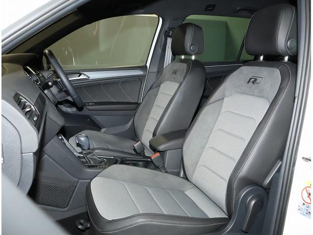 ティグアン ＴＳＩ　Ｒライン　ブラックスタイル　認定中古車　禁煙車　ワンオーナー　純正インフォティメントシステムＤｉｓｃｏｖｅｒＰｒｏ搭載　アダプティブクルーズコントロール　サイドアシストプラス　特別仕様車（15枚目）