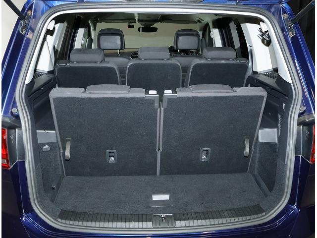 ゴルフトゥーラン TDI コンフォートライン 認定中古車 禁煙車 ワンオーナー 純正インフォティメントシステムDiscoverPro搭載 アダプティブクルーズコントロール ブラインドスポットディテクション(17枚目)