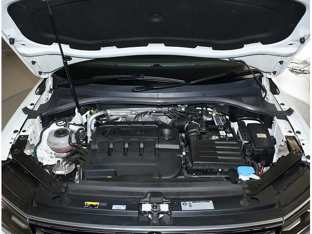 ティグアン ＴＤＩ　４モーション　Ｒライン　認定中古車　禁煙車　純正インフォティメントシステムＤｉｓｃｏｖｅｒＰｒｏ搭載　アダプティブクルーズコントロール　サイドアシストプラス　ＣＤ・ＤＶＤ・ＳＤ（20枚目）