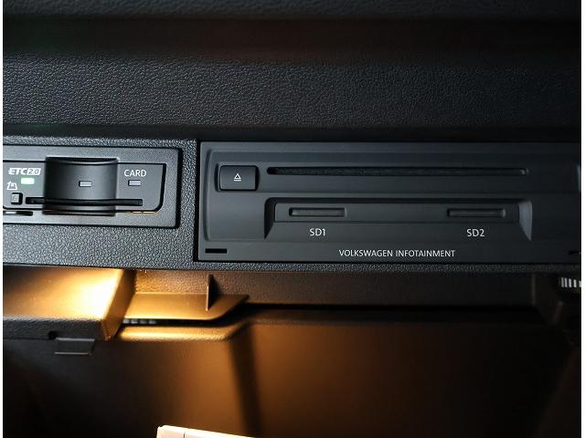 ティグアン ＴＤＩ　４モーション　Ｒライン　認定中古車　禁煙車　純正インフォティメントシステムＤｉｓｃｏｖｅｒＰｒｏ搭載　アダプティブクルーズコントロール　サイドアシストプラス　ＣＤ・ＤＶＤ・ＳＤ（22枚目）