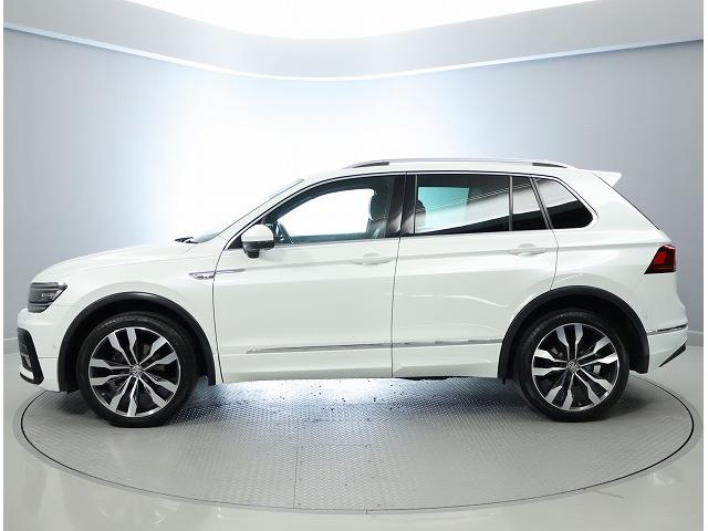 ティグアン ＴＤＩ　４モーション　Ｒライン　ディナウディオ　認定中古車　禁煙車　ワンオーナー　純正インフォティメントシステムＤｉｓｃｏｖｅｒＰｒｏ搭載　アダプティブクルーズコントロール　サイドアシストプラス　ＤＹＮＡＵＤＩＯ（2枚目）