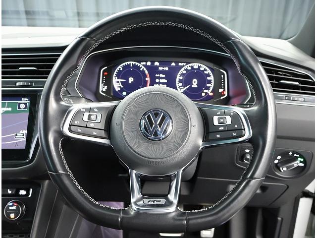 ティグアン ＴＤＩ　４モーション　Ｒライン　ディナウディオ　認定中古車　禁煙車　ワンオーナー　純正インフォティメントシステムＤｉｓｃｏｖｅｒＰｒｏ搭載　アダプティブクルーズコントロール　サイドアシストプラス　ＤＹＮＡＵＤＩＯ（8枚目）