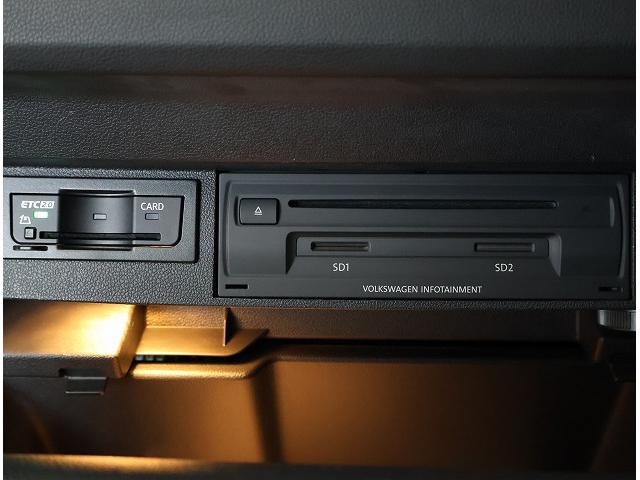 ティグアン ＴＤＩ　４モーション　Ｒライン　ディナウディオ　認定中古車　禁煙車　ワンオーナー　純正インフォティメントシステムＤｉｓｃｏｖｅｒＰｒｏ搭載　アダプティブクルーズコントロール　サイドアシストプラス　ＤＹＮＡＵＤＩＯ（15枚目）