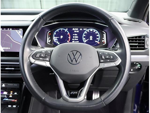 Ｔ－クロス ＴＳＩ　Ｒライン　認定中古車　禁煙車　ワンオーナー　ＬＥＤヘッドライト　アダプティブクルーズコントロール　パークディスタンスコントロール　ブラインドスポットディテクション　レーンキープアシスト（11枚目）