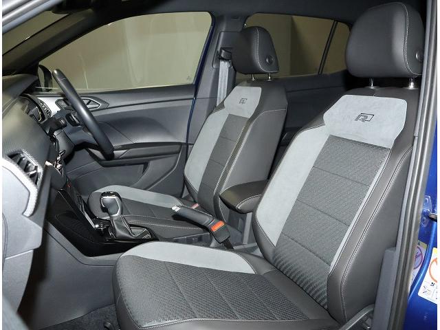 Ｔ－クロス ＴＳＩ　Ｒライン　認定中古車　禁煙車　ワンオーナー　ＬＥＤヘッドライト　アダプティブクルーズコントロール　パークディスタンスコントロール　ブラインドスポットディテクション　レーンキープアシスト（17枚目）