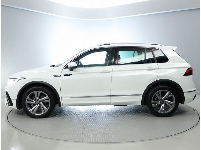 ティグアン TSI Rライン 認定中古車 禁煙車 純正インフォティメントシステムDiscoverPro搭載 アダプティブクルーズコントロール サイドアシストプラス レザーシート(5枚目)