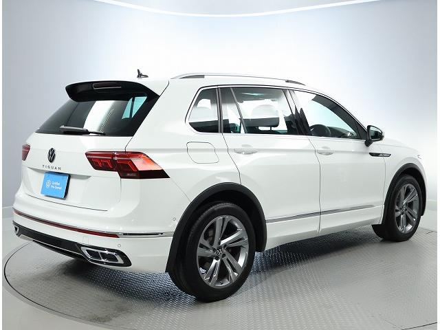 ティグアン TSI Rライン 認定中古車 禁煙車 純正インフォティメントシステムDiscoverPro搭載 アダプティブクルーズコントロール サイドアシストプラス レザーシート(7枚目)