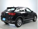 Ｔ－ロック ＴＳＩ　スタイルデザインパッケージ　認定中古車　禁煙車ワンオーナー　純正インフォティメントシステムＤｉｓｃｏｖｅｒＰｒｏ搭載　アダプティブクルーズコントロール　ブラインドスポットディテクション（7枚目）