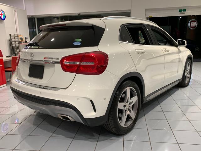 GLA250 4マチックスポーツ黒半レザーレーダーセイフティ(8枚目)