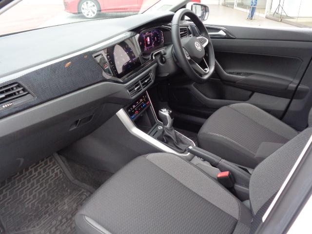 VOLKSWAGEN POLO TSI ACTIVE