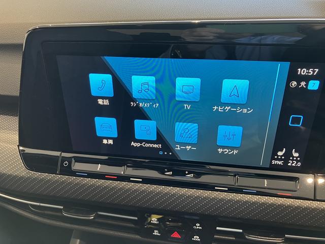 ゴルフ ｅＴＳＩ　Ｒライン　サンルーフ　ＳＤカーナビ　ＥＴＣ　ヘッドアップディスプレイ　アダプティブクルーズコントロール　障害物センサー　駐車支援システム　エマージェンシーストップシグナル　レーンキープアシストシステム（35枚目）