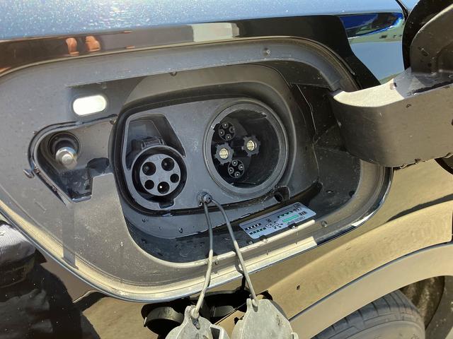 ＩＤ．４ プロ　ＤＥＭＯ　ＣＡＲ　ＥＴＣ　駐車支援システム　アラウンドビューカメラ　リアビューカメラ　エマージェンシーストップシグナル　レーンキープアシストシステム　後方死角検知機能　アルミホイール（２０インチ）（11枚目）