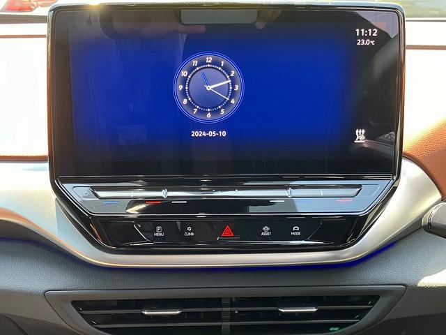 ＩＤ．４ プロ　ＤＥＭＯ　ＣＡＲ　ＥＴＣ　駐車支援システム　アラウンドビューカメラ　リアビューカメラ　エマージェンシーストップシグナル　レーンキープアシストシステム　後方死角検知機能　アルミホイール（２０インチ）（17枚目）