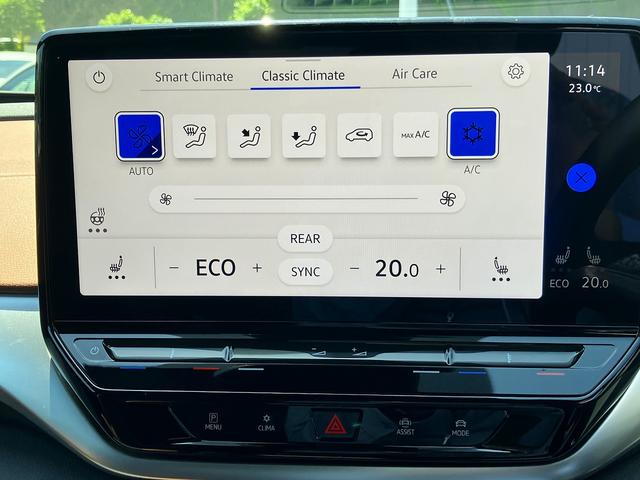 ＩＤ．４ プロ　ＤＥＭＯ　ＣＡＲ　ＥＴＣ　駐車支援システム　アラウンドビューカメラ　リアビューカメラ　エマージェンシーストップシグナル　レーンキープアシストシステム　後方死角検知機能　アルミホイール（２０インチ）（22枚目）
