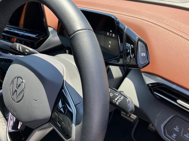 ＩＤ．４ プロ　ＤＥＭＯ　ＣＡＲ　ＥＴＣ　駐車支援システム　アラウンドビューカメラ　リアビューカメラ　エマージェンシーストップシグナル　レーンキープアシストシステム　後方死角検知機能　アルミホイール（２０インチ）（36枚目）