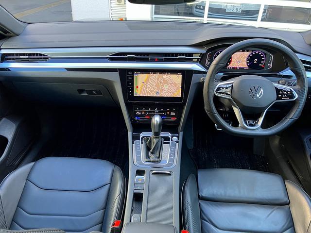 アルテオン シューティングブレーク ＴＳＩ　４モーション　Ｒラインアドバンス　ＳＵＮＲＯＯＦ　ＳＳＤカーナビ　ＥＴＣ　本革シート　ヘッドアップディスプレイ　アダプティブクルーズコントロール　アラウンドビューカメラ　ドライバー疲労検知システム　レーンキープアシストシステム（19枚目）