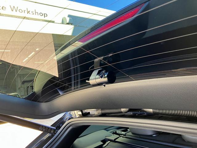 アルテオン シューティングブレーク ＴＳＩ　４モーション　Ｒラインアドバンス　ＳＵＮＲＯＯＦ　ＳＳＤカーナビ　ＥＴＣ　本革シート　ヘッドアップディスプレイ　アダプティブクルーズコントロール　アラウンドビューカメラ　ドライバー疲労検知システム　レーンキープアシストシステム（38枚目）