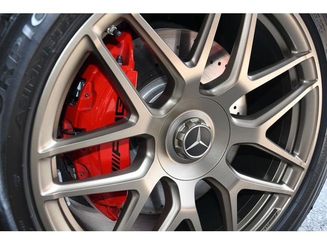 Ｇクラス Ｇ６３　グランドエディション　２２インチＡＭＧアルミホイール・マグノカラハリゴールドアクセント・専用デカール・ＡＭＧカーボンファイバーインテリアトリム（39枚目）